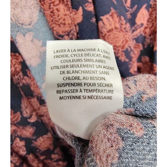 Treasure & Bond Wrap Kimono Womens Size Medium Floral Navy Blue Pink Beach - Picture 8 of 11